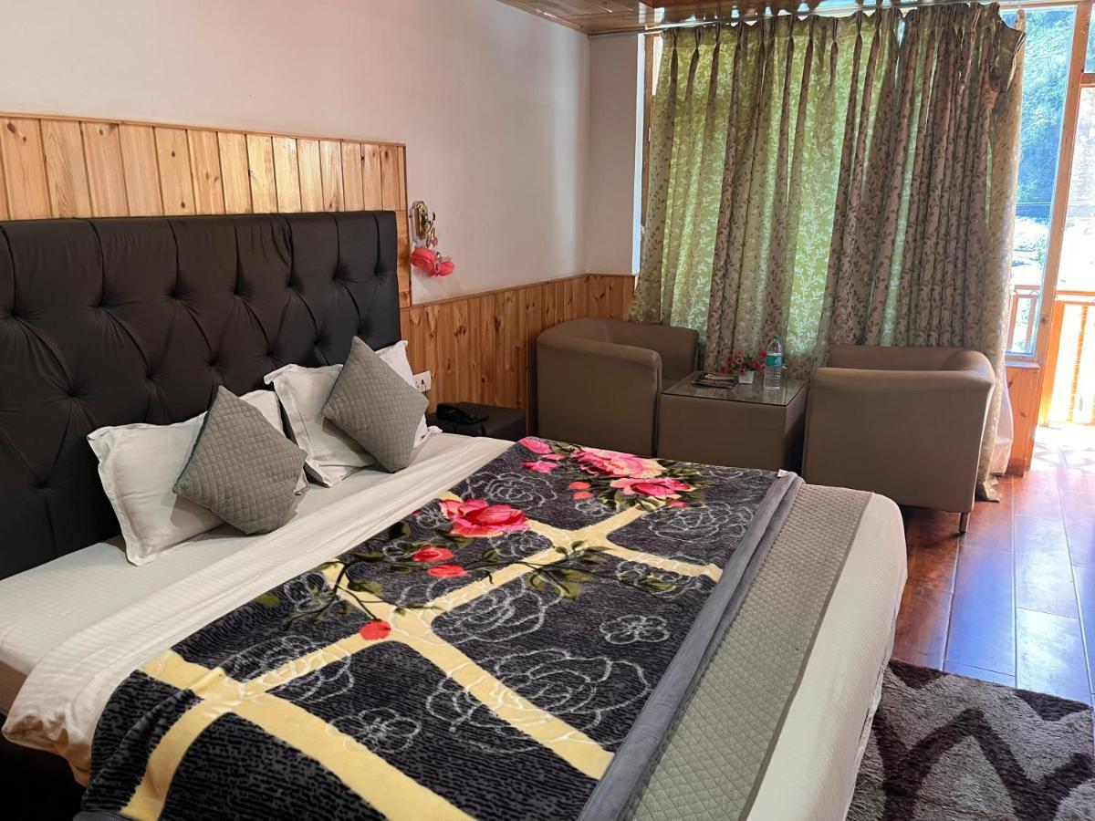 Himalayan Central Heritage Resort, Manali - Most Awarded Riverside Resort Экстерьер фото